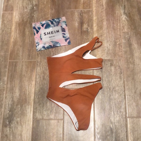 NWOT SHEIN One Piece Bathing Suit - Picture 2 of 3